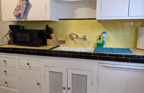 Hillcrest Apartment | Centrally Located 2/1Apt| Hillcrest SD