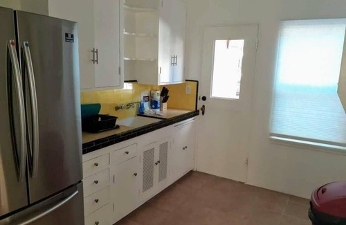 Hillcrest Apartment | Centrally Located 2/1Apt| Hillcrest SD