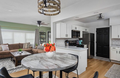 Davenport House | Centrally located 2 bedroom! Updated!