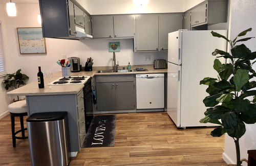 Chico Apartment | Centrally Located 2 bd in Downtown Chico