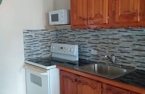 Warrens Apartment | Centrally located 2 bedroom apt in Warrens. Great for vacation or business !
