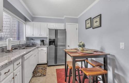 Lithonia Condo | Centrally Located 4BR Stonecrest Condo by RedAwning