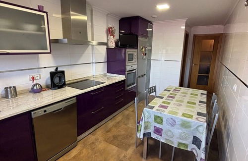 Sarria Apartment | Centrally located apartment in Sarria