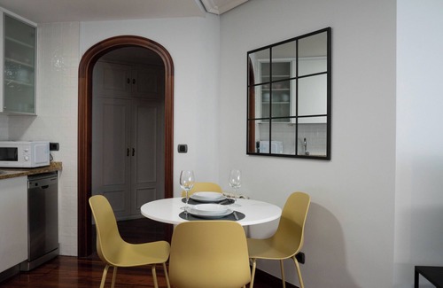 Casco Vello Apartment | Centrally located apartment in Vigo 5 minutes from Puerta del Sol