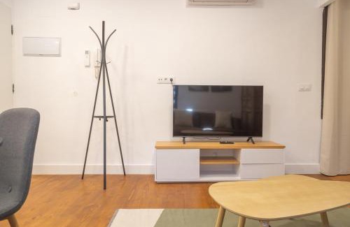 Embajadores Apartment | Centrally located apartment in Madrid