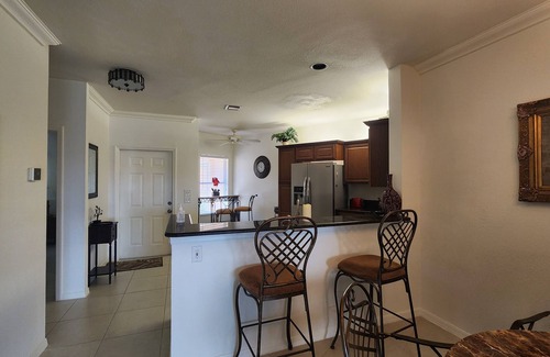 Central Naples Condo | Centrally located Beautiful First Floor 2/2 Condo w/Garage minutes from Beach!