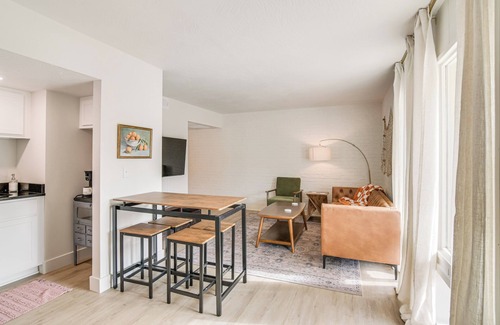 Downtown Branson Condo | Centrally Located Branson Condo w/Community Pools