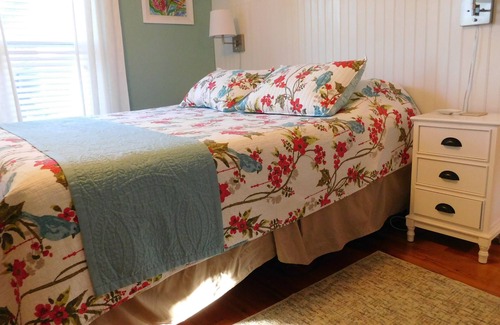 Old Seminole Heights House | Centrally Located; Busch Gardens Ybor Medical USF Sports Conventions Hard Rock