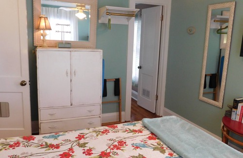 Old Seminole Heights House | Centrally Located; Busch Gardens Ybor Medical USF Sports Conventions Hard Rock