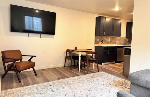 Moscow Apartment | Centrally Located Cozy Flat with King bed