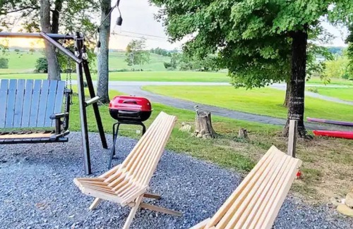 Greene County House | Centrally located Cozy RV- Pet Friendly!
