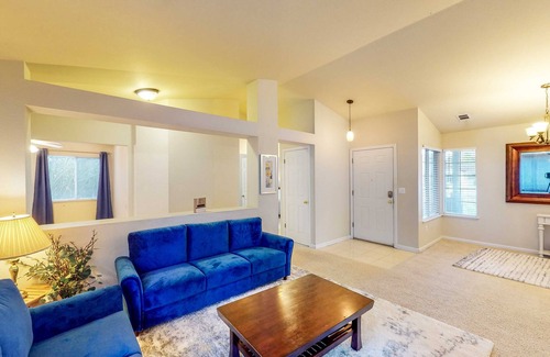 Quail Ridge House | Centrally Located - Grill & Dual-Sided Fireplace