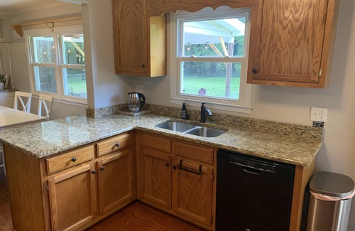 Burlington House | Centrally Located House, Minutes from Downtown Elon and Burlington