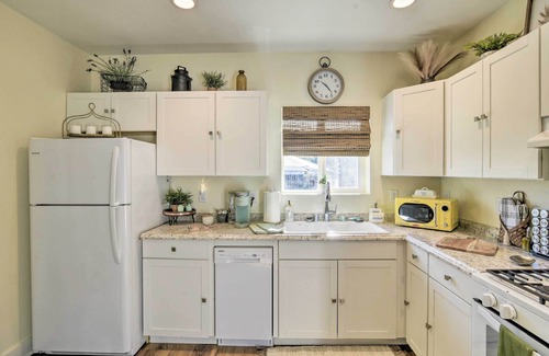 Chico House | Centrally Located House in Chico w/Gas Grill