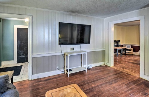 Meredith Apartment | Centrally Located Meredith Apt: Walk to Lakes