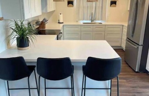 Avon House | Centrally Located - Newly Built - Walk To The Beach!