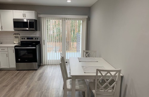 Charlotte House | Centrally located NoDa Pad