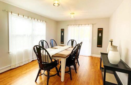 Cove - East Side - Shippan Villa | Centrally Located Oasis - 20 Houston House - Stamford