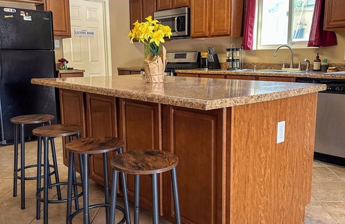 Yuma House | Centrally located older 4-bedroom house in lovely Yuma