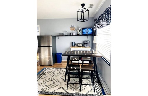 Montrose House | Centrally Located Park Place 018192