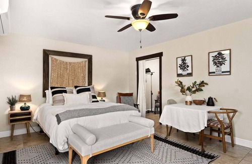 Chico House | Centrally Located Pet Friendly Guesthouse with Patio
