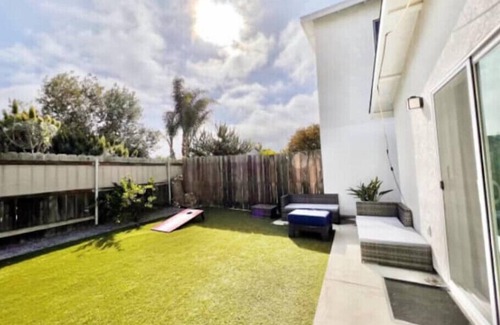 Bay Ho House | Centrally Located-Private Backyard/Beach/Parking1