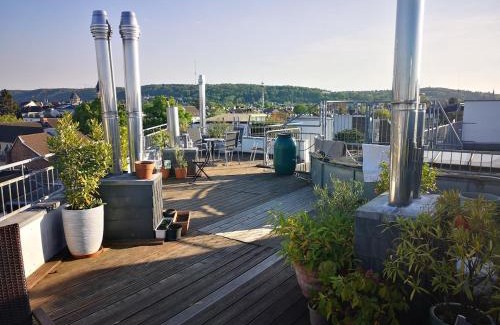 Suedstadt Apartment | Centrally located spacious flat close to Rhine