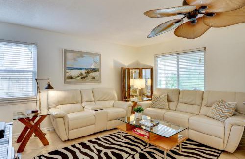 Saint Simons Island House | Centrally Located St Simons Island Getaway!
