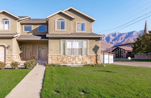 Orem Apartment | Centrally Located Studio Retreat l Century by Stay