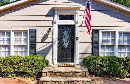 Columbus House | Centrally Located - The Delightful Doubles - Unit C