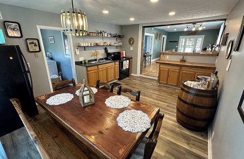 Frankfort House | "Centrally Located to Many Distilleries" House on the Kentucky Bourbon Trail