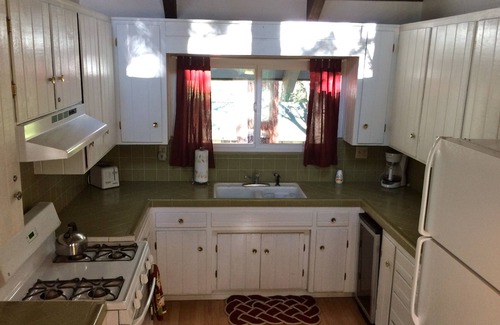 Summit Estates Ski Chalet | Centrally Located And Within Walking Distance To Snow Summit!