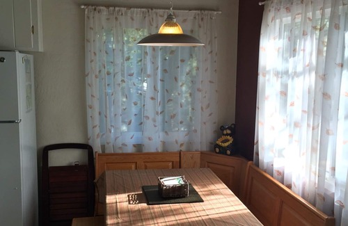 Summit Estates Ski Chalet | Centrally Located And Within Walking Distance To Snow Summit!