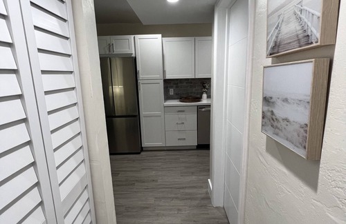 Douglas Apartment | Centrally located in Coral Gables. Walk to shops and restaurants