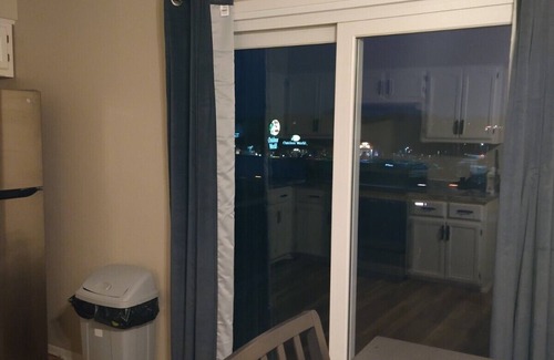 Independence House | Centrally located Townhouse close to Cable Dahmer Arena and Independence mall.