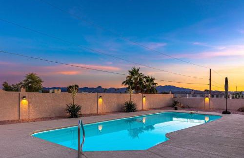 Lake Havasu City House | Centrally Located Lake Havasu Home with Huge Patio!