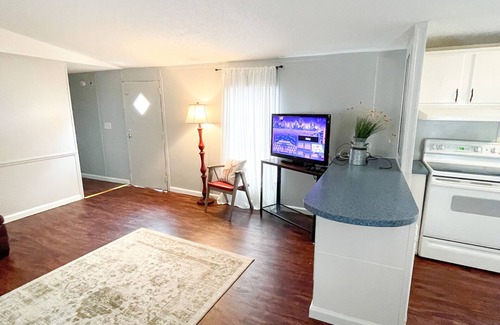 Claiborne House | Centrally Location 3 bedroom