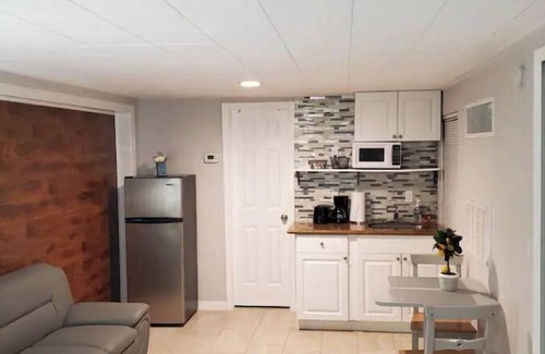 Egypt Lake-Leto House | Centrally/Private apartment in Tampa Clean/Quiet