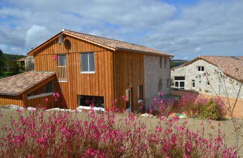 Clermont-Dessous Bed & Breakfast | Centre de bien-être Le Miel et l'Eau