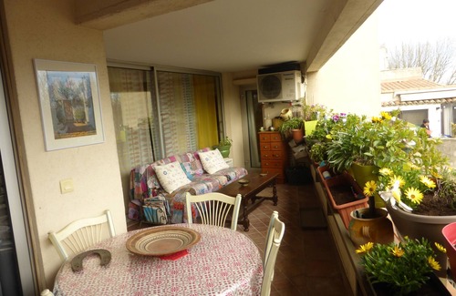 Arles Apartment | Centre historique ★ TERRASSE★ WIFI ★ CLIM/2 PERS★1 CH