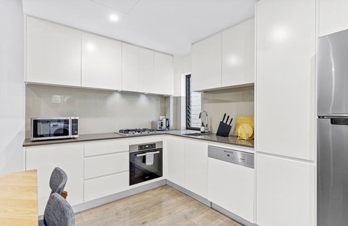 Newtown Apartment | Centre of Newtown 2 Bed Apartment