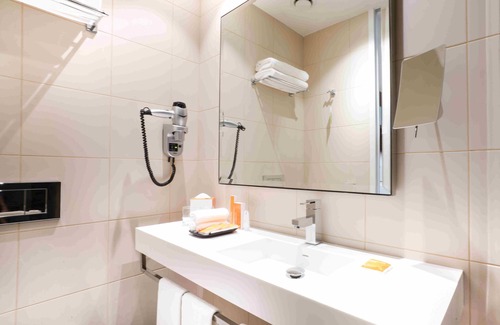 Corniche Hotel | Centro Corniche Al Khobar