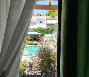 Tolo House | Centro Stone House