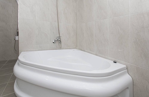 Bupyeong Hotel | CentroStay