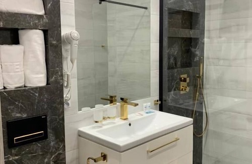 Boleslawiec Hotel | Centrum Piramida