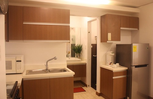 Los Banos Hotel | Centtro Residences