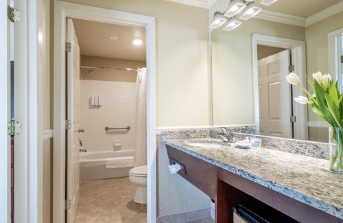 Sherwood - Tualatin South Hotel | Century Hotel