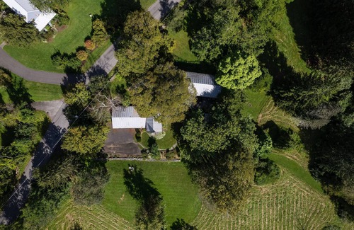 Accord House | Century-old converted barn suite with amazing countryside views