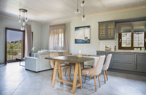 Dhrakata House | Cephalonian Countryside Villa - 5 min from Myrtos beach