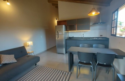 Mambucaba Apartment | Cepilho - Cosy Flat Near the Beach with kitchen, private BBQ, pool
